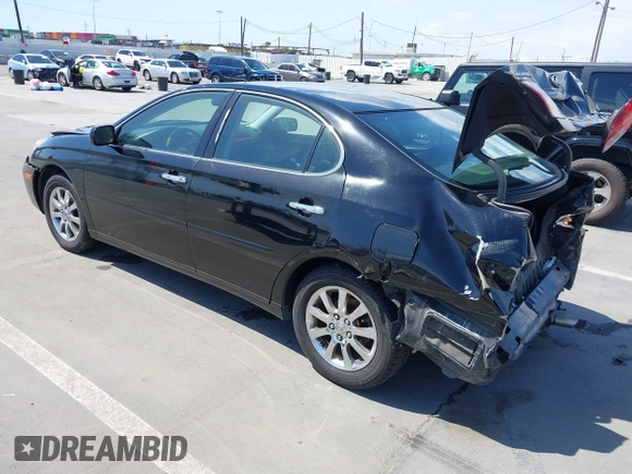 2002 Lexus ES 300 with VIN JTHBF30G720015358, listed as a IAAI auction lot 42127438 with 188,969 mi miles. Bid and sale history available at carsss.com. Image 3.