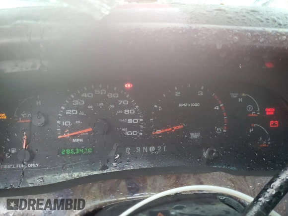 2002 Ford F-350 XL z VIN 1FTWX33FX2EB85896, wystawiony jako Copart lot #58554815 z przebiegiem 286 347 mil mil oraz Szkoda całkowita • Salvage title. Historia ofert i sprzedaży dostępna na DreamBid. Obrazek 9.
