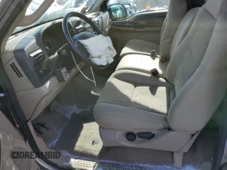 2005 Ford F-250 XL with VIN 1FTNF21555EA30163, listed as a Copart auction lot 45537455 with 126,721 mi miles and Salvage Title. Bid and sale history available at DreamBid. Image 7.