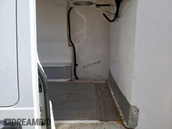 2013 Ford Transit Connect XL z VIN NM0LS7AN3DT146307, wystawiony jako Copart lot #62380815 z przebiegiem Nie podano mil oraz Szkoda całkowita • Salvage title. Historia ofert i sprzedaży dostępna na DreamBid. Obrazek 10.
