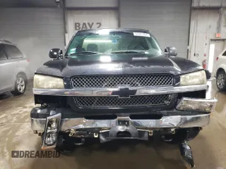 2003 Chevrolet Silverado 1500 LS with VIN 1GCEK14T93Z187281, listed as a Copart auction lot 84261304 with 176,871 mi miles and Salvage Title. Bid and sale history available at DreamBid. Image 5.