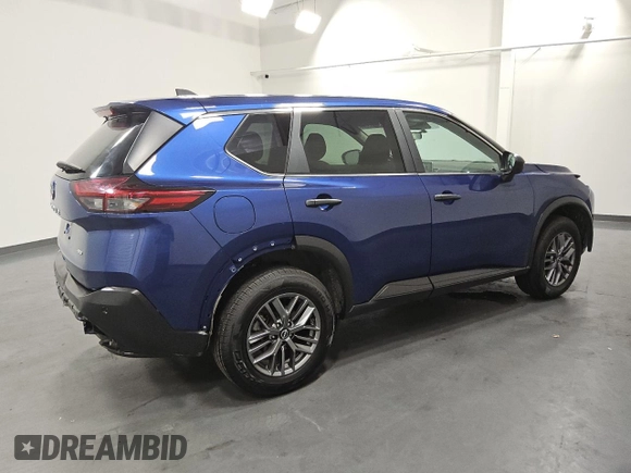 2023 Nissan Rogue S z VIN 5N1BT3AB2PC901473, wystawiony jako Copart lot #65779335 z przebiegiem 40 664 mil mil oraz Czysty tytuł • Clean title. Historia ofert i sprzedaży dostępna na DreamBid. Obrazek 3.