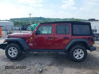 2021 Jeep Wrangler Unlimited Sport S с VIN 1C4HJXDG0MW709711, выставлен на аукционе IAAI как лот 42394165 с пробегом 52 916 миль миль и . История ставок и продаж доступна на DreamBid. Изображение 14.