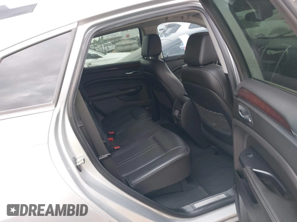 2015 Cadillac SRX Luxury Collection with VIN 3GYFNBE39FS535642, listed as a IAAI auction lot 41939207 with 109,842 mi miles. Bid and sale history available at carsss.com. Image 8.