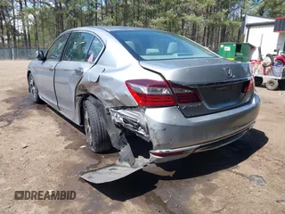 2017 Honda Accord LX with VIN 1HGCR2F33HA163393, listed as a IAAI auction lot 41910028 with 99,282 mi miles. Bid and sale history available at carsss.com. Image 3.