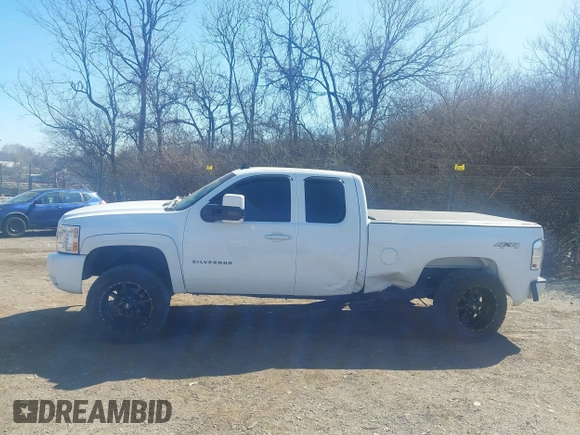 2013 Chevrolet Silverado 1500 LTZ with VIN 1GCRKTE76DZ217577, listed as a IAAI auction lot 41761032 with 158,897 mi miles and . Bid and sale history available at DreamBid. Image 14.