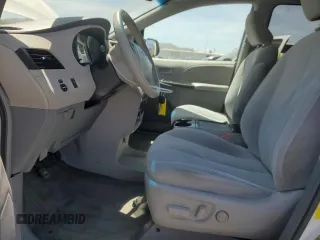 2012 Toyota Sienna LE AAS with VIN 5TDKK3DC4CS217089, listed as a Copart auction lot 64078095 with 266,382 mi miles and Salvage title. Bid and sale history available at DreamBid. Image 7.