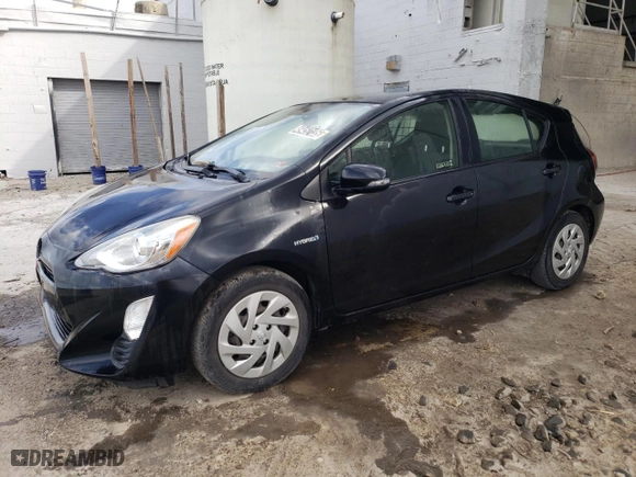 2016 Toyota Prius c One with VIN JTDKDTB38G1121210, listed as a Copart auction lot 49452135 with 90,437 mi miles and Clean Title. Bid and sale history available at carsss.com. Image 1.