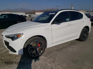 2022 Alfa Romeo Stelvio Veloce z VIN ZASPAKBN5N7D47295, wystawiony jako Copart lot #71765894 z przebiegiem 19 364 mil mil oraz Szkoda całkowita • Salvage title. Historia ofert i sprzedaży dostępna na DreamBid. Obrazek 1.