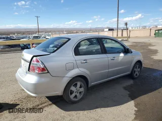 2008 Chevrolet Aveo LT with VIN KL1TG56658B261388, listed as a Copart auction lot 45560525 with 104,915 mi miles and Salvage title. Bid and sale history available at DreamBid. Image 3.