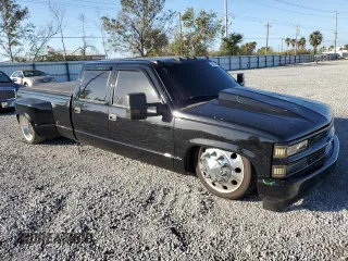 1996 Chevrolet Silverado 3500 z VIN 1GCHC33J3TF020647, wystawiony jako Copart lot #79541644 z przebiegiem Nie podano mil oraz Nie do naprawy • Non repairable. Historia ofert i sprzedaży dostępna na DreamBid. Obrazek 4.