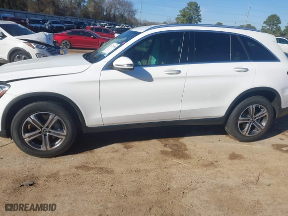 2021 Mercedes-Benz GLC with VIN W1N0G8DB7MF919902, listed as a IAAI auction lot 41577694 with 36,790 mi miles. Bid and sale history available at carsss.com. Image 14.