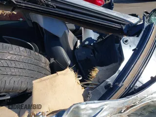 2006 MINI Hardtop S с VIN WMWRE33516TN25140, выставлен на аукционе IAAI как лот 42130574 с пробегом Не указан миль и . История ставок и продаж доступна на DreamBid. Изображение 5.