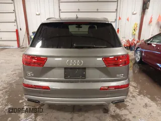 2017 Audi Q7 Premium Plus with VIN WA1LAAF71HD056659, listed as a IAAI auction lot 41729649 with 105,685 mi miles. Bid and sale history available at carsss.com. Image 16.