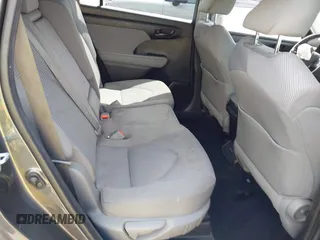 2021 Toyota Highlander L with VIN 5TDZZRAH3MS040663, listed as a IAAI auction lot 41945677 with 64,069 mi miles and . Bid and sale history available at DreamBid. Image 8.