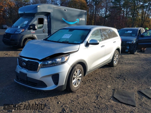 2019 Kia Sorento LX with VIN 5XYPGDA34KG526946, listed as a IAAI auction lot 40771761 with 132,260 mi miles and . Bid and sale history available at DreamBid. Image 17.