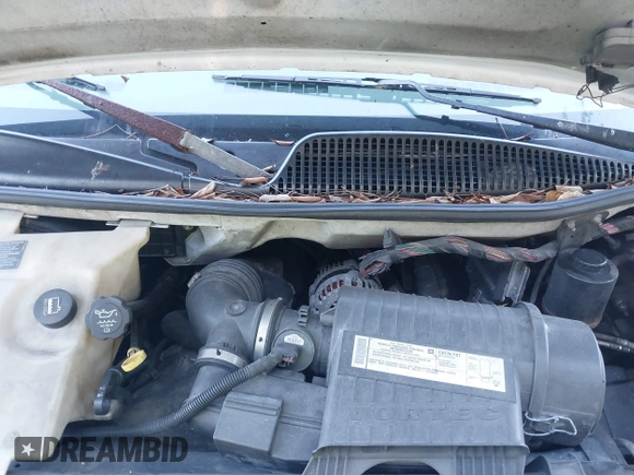2006 Chevrolet Express Passenger with VIN 1GAHG39U961199535, listed as a IAAI auction lot 41718438 with 271,298 mi miles and . Bid and sale history available at DreamBid. Image 10.