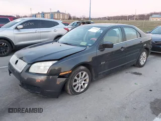 2007 Mercury Milan z VIN 3MEHM07Z57R645652, wystawiony jako IAAI lot #41149884 z przebiegiem 219 655 mil mil oraz . Historia ofert i sprzedaży dostępna na DreamBid. Obrazek 17.