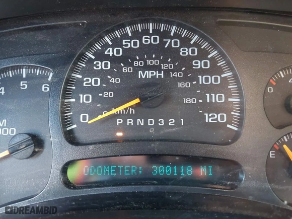 2006 Chevrolet Silverado 1500 LT1 with VIN 2GCEC13TX61114030, listed as a IAAI auction lot 41805974 with 300,118 mi miles. Bid and sale history available at carsss.com. Image 16.