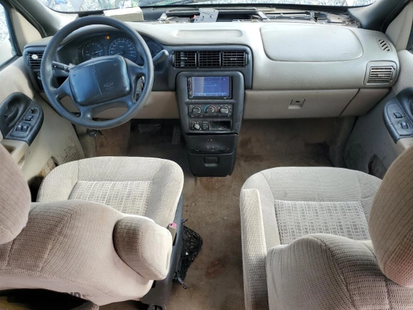 2001 Chevrolet Venture LS Y3G Mobility Pkg with VIN 1GNDX03E81D189437, listed as a Copart auction lot 84388984 with 194,604 mi miles and Salvage Title. Bid and sale history available at carsss.com. Image 8.