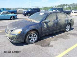 2006 Nissan Altima 2.5 S with VIN 1N4AL11D66C168564, listed as a IAAI auction lot 42038146 with 122,658 mi miles. Bid and sale history available at carsss.com. Image 2.