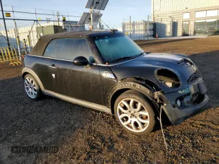 2010 MINI Convertible S с VIN WMWMS3C55ATY09477, выставлен на аукционе Copart как лот 78481974 с пробегом 102 954 миль миль и Списание • Salvage title. История ставок и продаж доступна на DreamBid. Изображение 4.