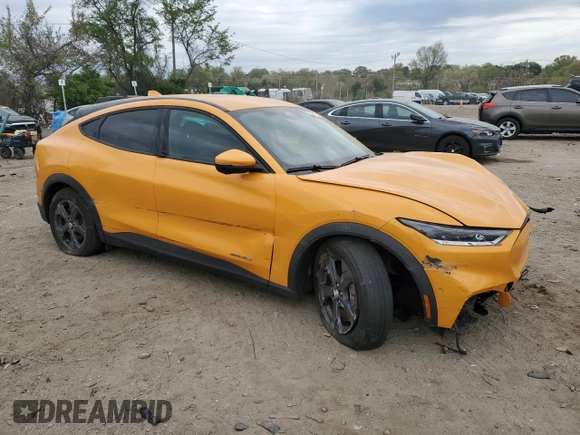 2022 Ford Mustang Mach-E Select z VIN 3FMTK1RM5NMA58236, wystawiony jako Copart lot #53661975 z przebiegiem 36 561 mil mil oraz Szkoda całkowita • Salvage title. Historia ofert i sprzedaży dostępna na DreamBid. Obrazek 4.