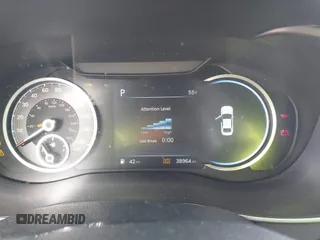 2023 Genesis G70 2.0T z VIN KMTG34TA1PU122551, wystawiony jako IAAI lot #41474272 z przebiegiem 38 964 mil mil oraz . Historia ofert i sprzedaży dostępna na DreamBid. Obrazek 7.