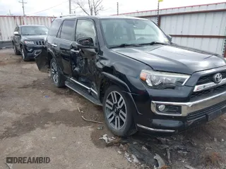2016 Toyota 4Runner SR5 with VIN JTEZU5JRXG5140412, listed as a IAAI auction lot 41132377 with 121,209 mi miles. Bid and sale history available at carsss.com. Image 1.