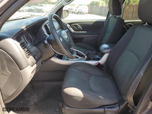 2006 Mazda Tribute LX with VIN 4F2YZ94126KM11512, listed as a Copart auction lot 56980524 with 174,423 mi miles and Clean Title. Bid and sale history available at carsss.com. Image 7.