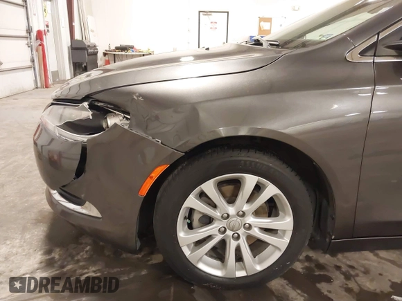 2015 Chrysler 200 Limited with VIN 1C3CCCAB0FN607876, listed as a IAAI auction lot 41882675 with 136,146 mi miles. Bid and sale history available at carsss.com. Image 17.