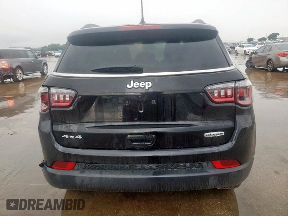 2022 Jeep Compass Latitude Lux with VIN 3C4NJDFB1NT218753, listed as a Copart auction lot 59378005 with 52,472 mi miles and Clean title. Bid and sale history available at DreamBid. Image 6.
