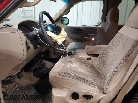 2000 Ford F-150 XL with VIN 1FTRX18W6YNA00102, listed as a Copart auction lot 81419024 with 162,953 mi miles and Non Repairable. Bid and sale history available at carsss.com. Image 7.