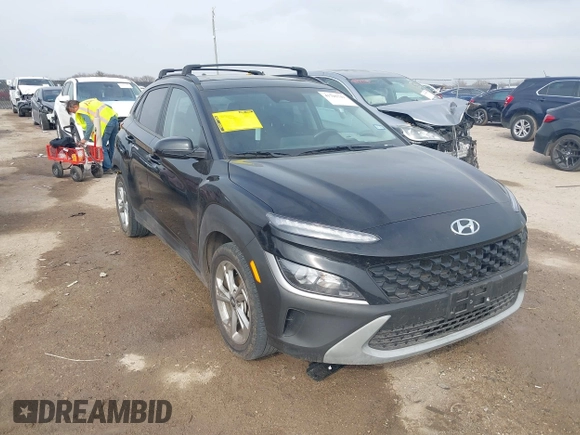 2022 Hyundai Kona SEL with VIN KM8K32AB8NU926993, listed as a IAAI auction lot 41705741 with 34,600 mi miles. Bid and sale history available at carsss.com. Image 1.