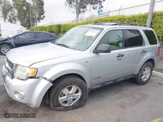 2008 Ford Escape XLT with VIN 1FMCU03108KA62726, listed as a IAAI auction lot 41921634 with 201,169 mi miles. Bid and sale history available at carsss.com. Image 19.