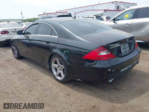 2008 Mercedes-Benz CLS 550 z VIN WDDDJ72X68A124710, wystawiony jako IAAI lot #42077595 z przebiegiem Nie podano mil oraz . Historia ofert i sprzedaży dostępna na DreamBid. Obrazek 3.