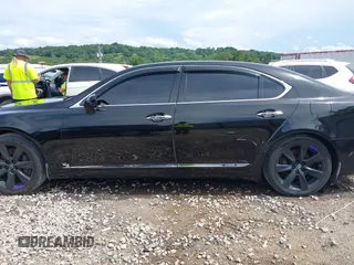 2008 Lexus LS 600h L with VIN JTHDU46FX85001632, listed as a IAAI auction lot 42595828 with 232,973 mi miles and . Bid and sale history available at DreamBid. Image 14.