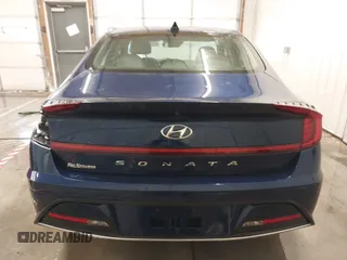 2021 Hyundai Sonata SE z VIN 5NPEG4JA9MH082920, wystawiony jako IAAI lot #41589244 z przebiegiem 79 997 mil mil oraz . Historia ofert i sprzedaży dostępna na DreamBid. Obrazek 16.