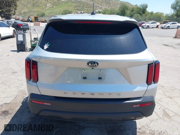2021 Kia Sorento LX z VIN 5XYRG4LC5MG021586, wystawiony jako IAAI lot #42000187 z przebiegiem 81 046 mil mil oraz . Historia ofert i sprzedaży dostępna na DreamBid. Obrazek 16.