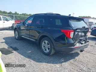 2020 Ford Explorer XLT with VIN 1FMSK7DH2LGB61436, listed as a IAAI auction lot 40177724 with 76,636 mi miles. Bid and sale history available at carsss.com. Image 3.