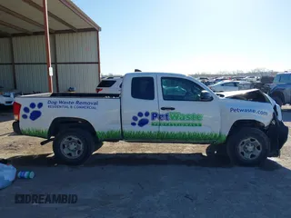 2016 Toyota Tacoma SR with VIN 5TFRX5GNXGX068468, listed as a IAAI auction lot 41844337 with 284,068 mi miles and . Bid and sale history available at carsss.com. Image 14.