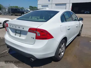 2013 Volvo S60 T5 Premier with VIN YV1612FS7D2197278, listed as a IAAI auction lot 42035502 with 113,484 mi miles. Bid and sale history available at carsss.com. Image 4.