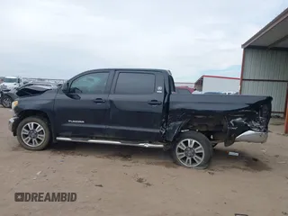 2014 Toyota Tundra SR5 z VIN 5TFEM5F18EX068522, wystawiony jako IAAI lot #41330508 z przebiegiem Nie podano mil oraz . Historia ofert i sprzedaży dostępna na DreamBid. Obrazek 13.