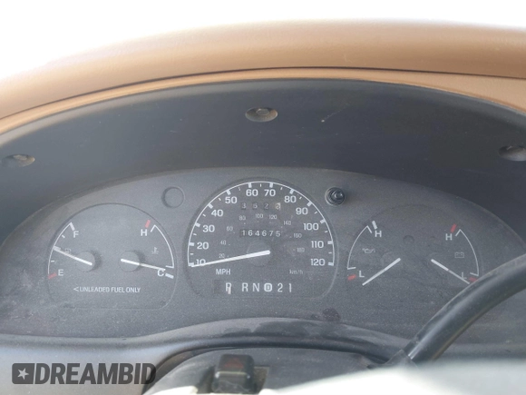 1996 Ford Ranger XL z VIN 1FTCR14U2TPB53948, wystawiony jako IAAI lot #41866170 z przebiegiem 164 675 mil mil oraz . Historia ofert i sprzedaży dostępna na DreamBid. Obrazek 7.