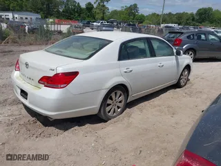 2005 Toyota Avalon XL with VIN 4T1BK36B65U045629, listed as a IAAI auction lot 42093132 with 133,157 mi miles. Bid and sale history available at carsss.com. Image 4.