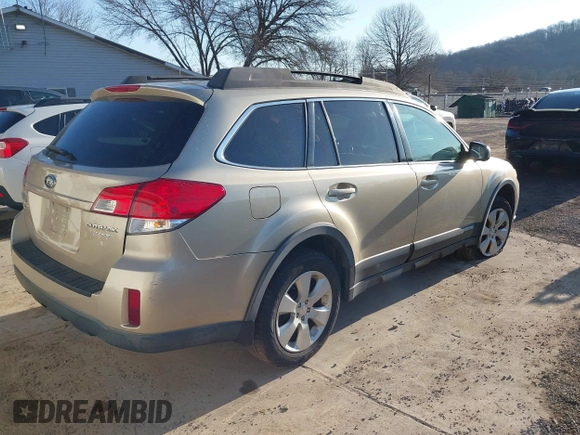 2010 Subaru Outback Premium All-Weather Anniversary z VIN 4S4BRBCC9A3345149, wystawiony jako IAAI lot #41762315 z przebiegiem 155 418 mil mil oraz . Historia ofert i sprzedaży dostępna na DreamBid. Obrazek 4.