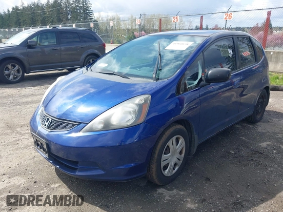 2010 Honda Fit with VIN JHMGE8H25AC009358, listed as a IAAI auction lot 41950158 with 162,019 mi miles. Bid and sale history available at carsss.com. Image 2.