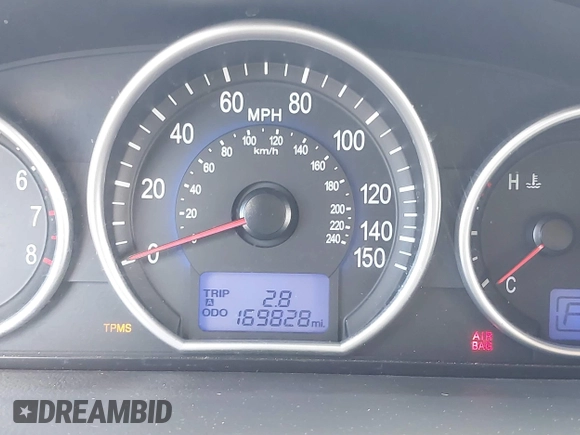 2009 Hyundai Veracruz GLS with VIN KM8NU13C09U079533, listed as a IAAI auction lot 42454292 with 169,828 mi miles and . Bid and sale history available at DreamBid. Image 7.