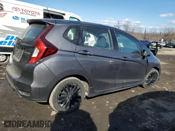 2018 Honda Fit Sport with VIN 3HGGK5H63JM727275, listed as a Copart auction lot 47428985 with 77,746 mi miles and Salvage Title. Bid and sale history available at carsss.com. Image 3.