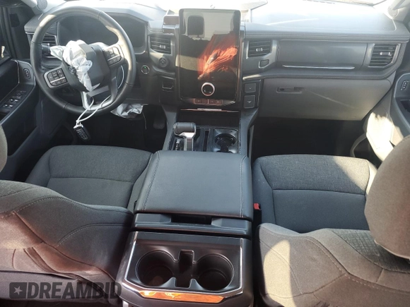 2024 Ford F-150 Lightning Flash z VIN 1FT6W3L70RWG11725, wystawiony jako Copart lot #47840675 z przebiegiem Nie podano mil oraz Szkody całkowita. Historia ofert i sprzedaży dostępna na DreamBid. Obrazek 8.